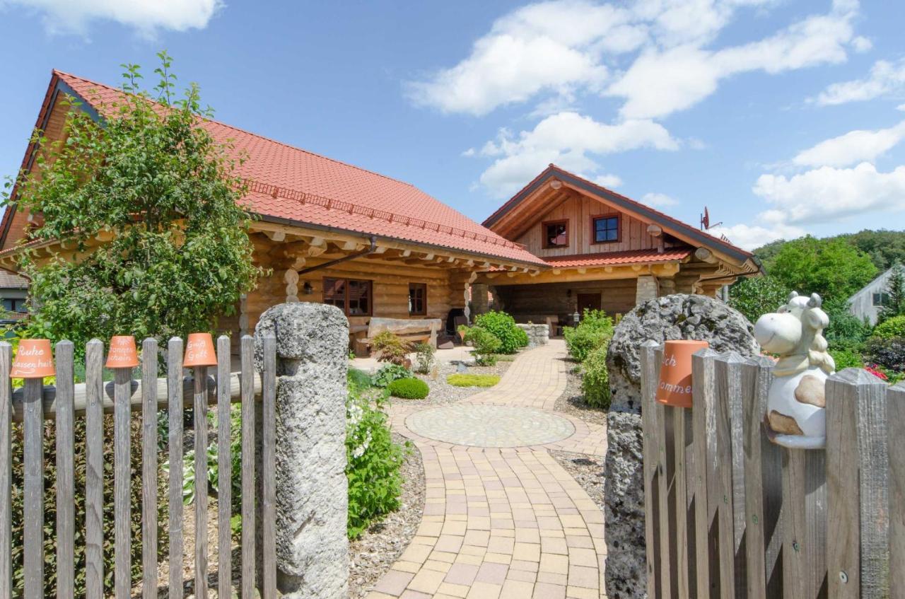 Heumanns Blockhaeuser Am Wald Hotel Pottenstein Kültér fotó